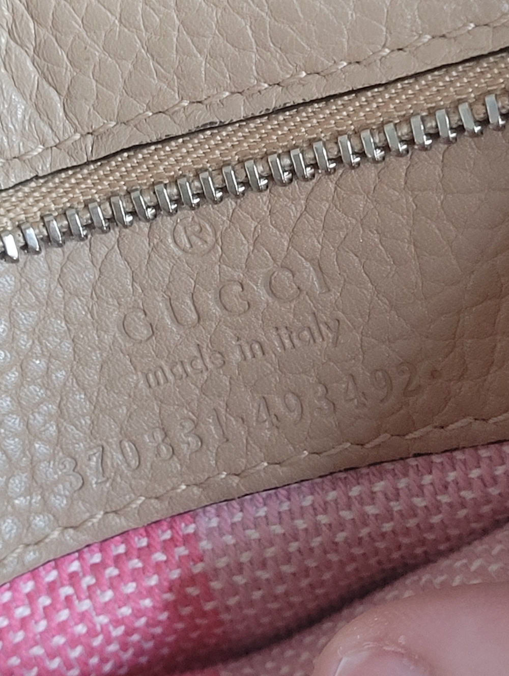 Gucci Medium Bamboo Daily Satchel - Picture 15 of 15
